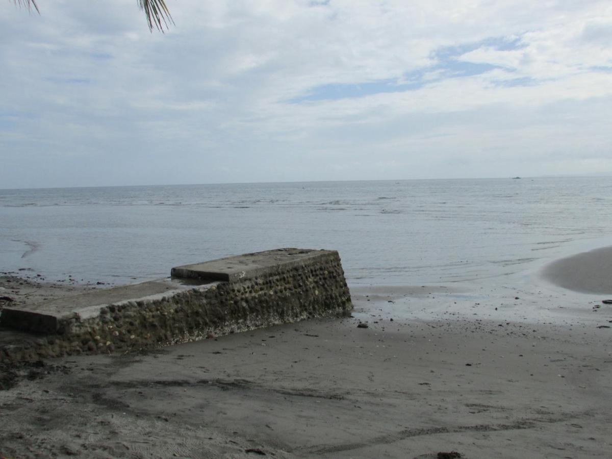 Felipa Beach Residence - Jasmine Dumaguete City Exterior photo